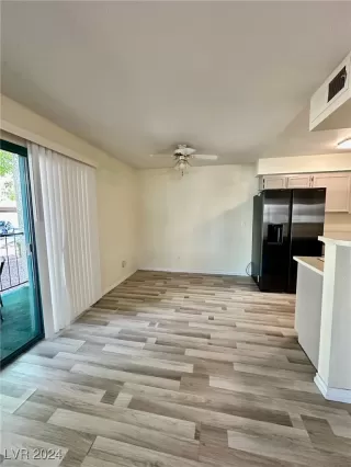 Photo #4: 2622990 Listing 