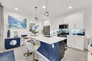 Photo #5: 2622991 Listing 