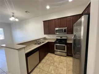 Photo #2: 2623026 Listing 