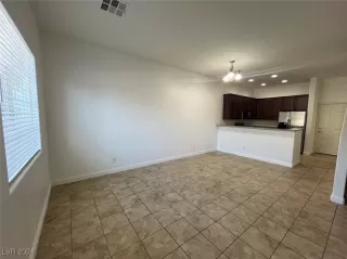 Photo #5: 2623026 Listing 