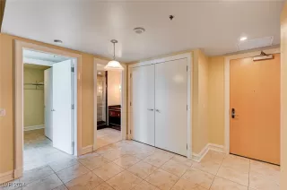 Photo #6: 2623033 Listing