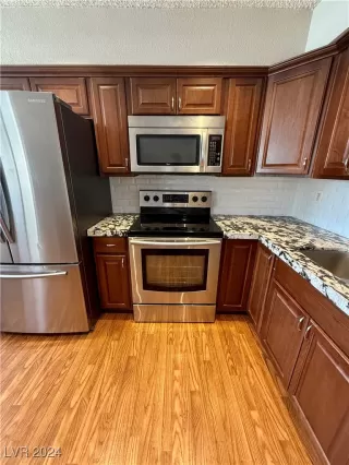 Photo #6: 2623055 Listing 