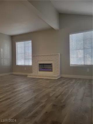 Photo #5: 2623058 Listing 