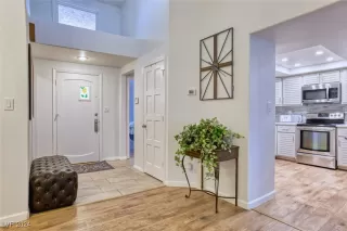 Photo #5: 2623080 Listing