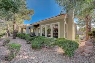 Photo #3: 2623101 Listing 