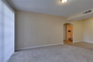 Photo #5: 2623137 Listing 