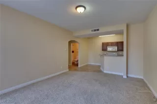 Photo #6: 2623137 Listing 