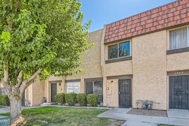 MLS: 2623141 Condo For Sale