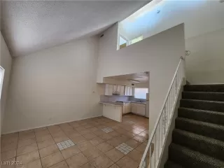 Photo #3: 2623205 Listing 