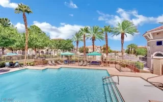 Photo #2: 2623212 Listing 