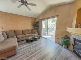 Photo #6: 2623243 Listing 