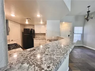 Photo #2: 2623268 Listing