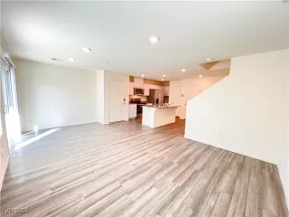 Photo #6: 2623347 Listing 