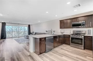 Photo #6: 2623362 Listing