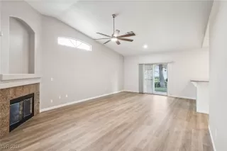 Photo #3: 2623410 Listing 