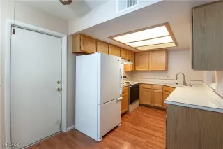 Photo #4: 2623437 Listing 