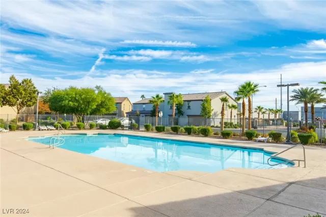 MLS: 2623484 Condo For Sale