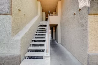 Photo #2: 2623528 Listing 