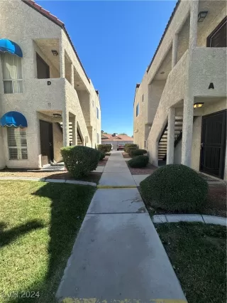 Photo #1: 2623539 Listing 