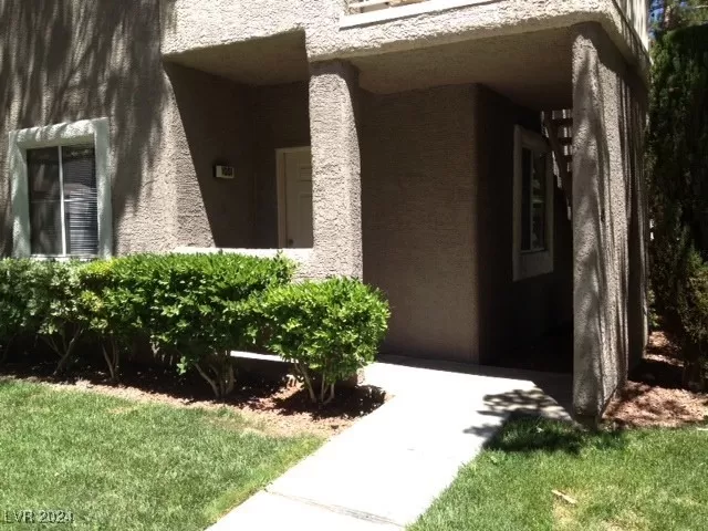 MLS: 2623582 Condo For Sale