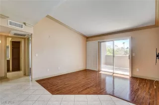 Photo #1: 2623608 Listing 