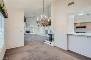 Photo #3: 2623644 Listing