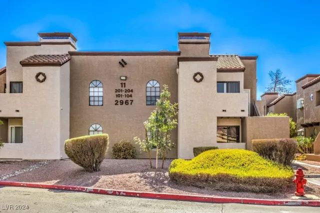 MLS: 2623649 Condo For Sale