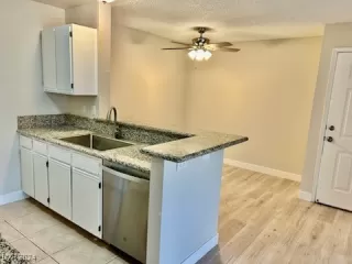 Photo #3: 2623742 Listing 