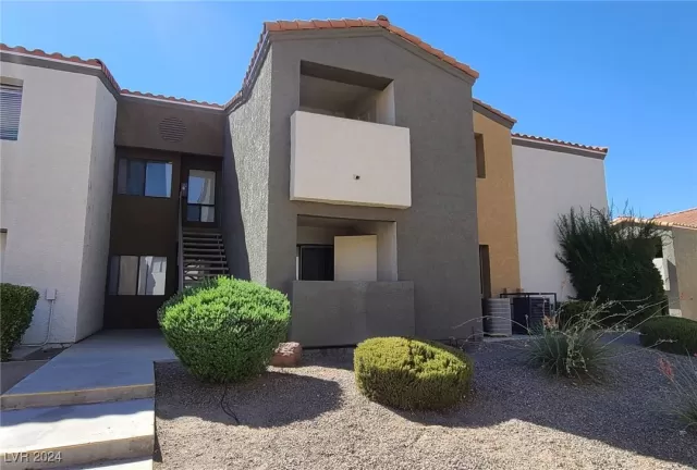 MLS: 2623756 Condo For Sale