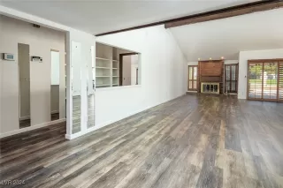 Photo #4: 2623769 Listing 