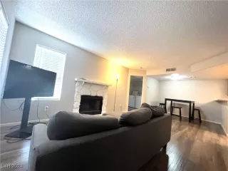 Photo #4: 2623781 Listing 