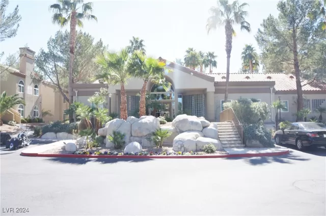 MLS: 2623839 Condo For Sale