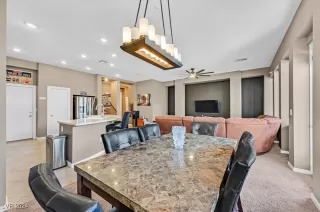 Photo #5: 2623866 Listing