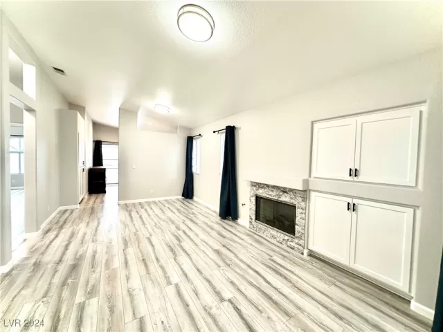 MLS: 2623897 Condo For Sale