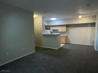 Photo #5: 2623905 Listing 