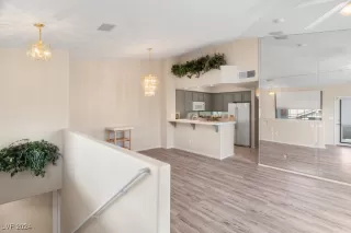 Photo #1: 2623911 Listing