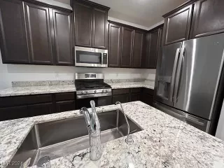 Photo #3: 2623929 Listing 