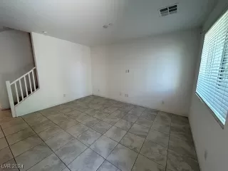 Photo #4: 2623929 Listing 