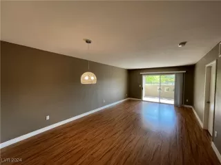 Photo #2: 2623955 Listing 