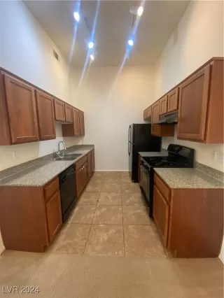 Photo #5: 2623960 Listing 