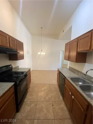 Photo #6: 2623960 Listing 