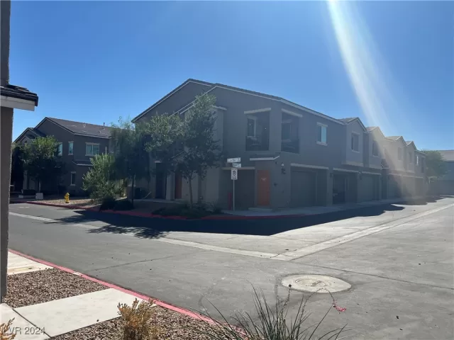 MLS: 2623994 Condo For Sale