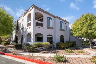 Photo #2: 2624001 Listing