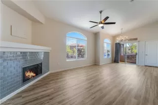 Photo #3: 2624001 Listing