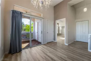 Photo #5: 2624001 Listing