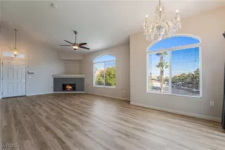 Photo #6: 2624001 Listing