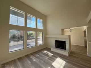 Photo #5: 2624028 Listing 