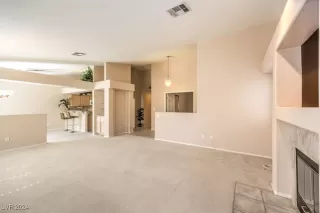 Photo #5: 2624072 Listing 