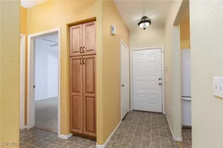 Photo #3: 2624100 Listing