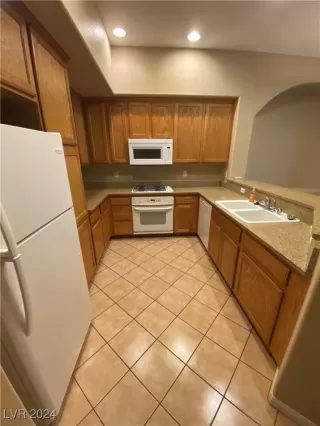 Photo #2: 2624114 Listing 